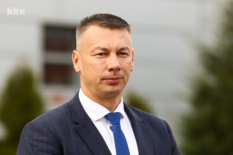 Nešić o odluci Ustavnog suda BiH povodom četvrtog delegata: Poniženje je da nam sude albanske sudije