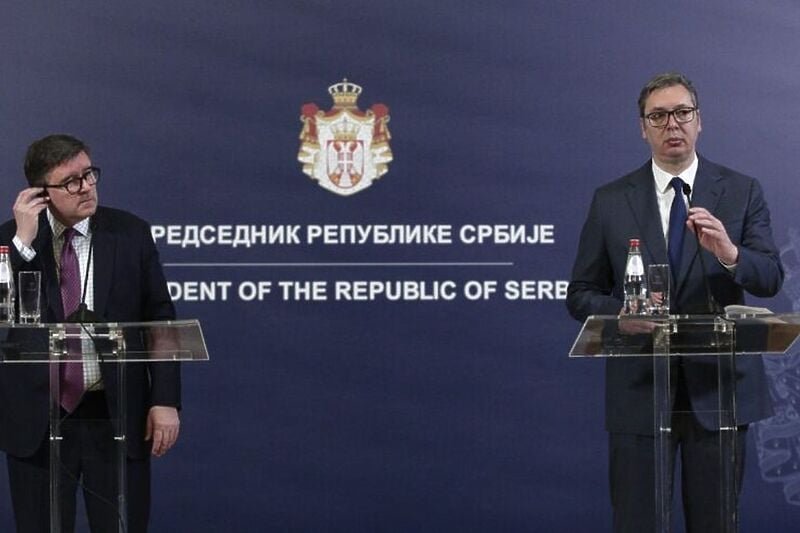 O’Brien poručio Vučiću: Tokom istrage o Srebrenici, Srbija i SAD su bili partneri