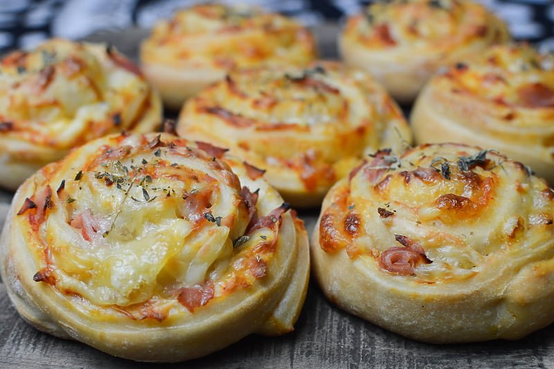 Ne morate čekati da tijesto naraste: U ukusnim pizza rolnicama mnogi će uživati