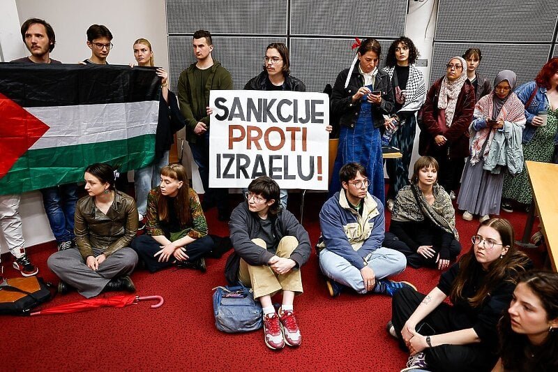 Studenti u Ljubljani “okupirali” fakultet zbog Izraela: Neki spavaju u učionicama