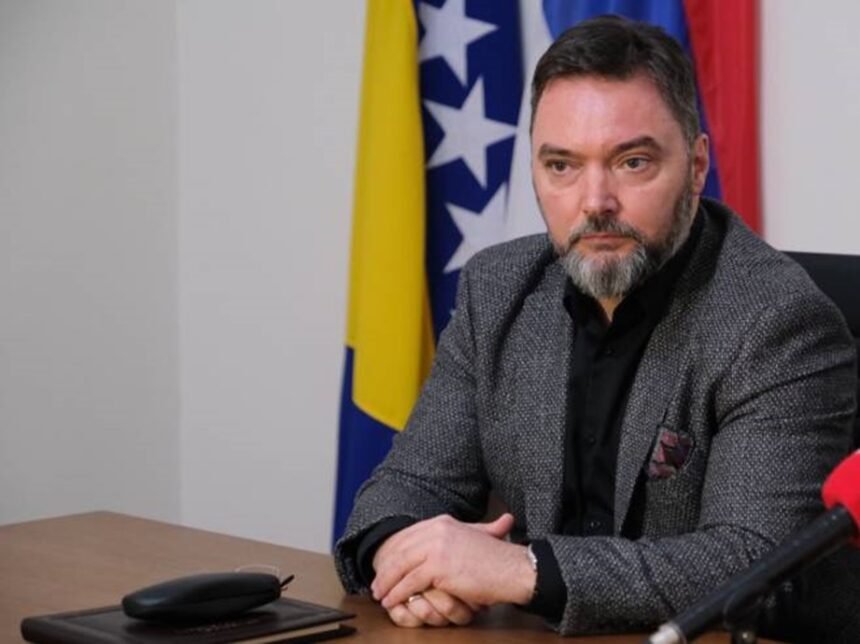 Staša Košarac ostao bez kompletnog obezbjeđenja: Preuzima ga MUP RS