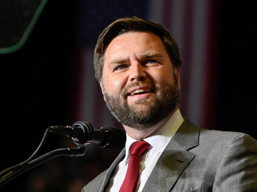 Ko je JD Vance: Od ogorčenog kritičara Trumpa do njegovog potpredsjedničkog kandidata