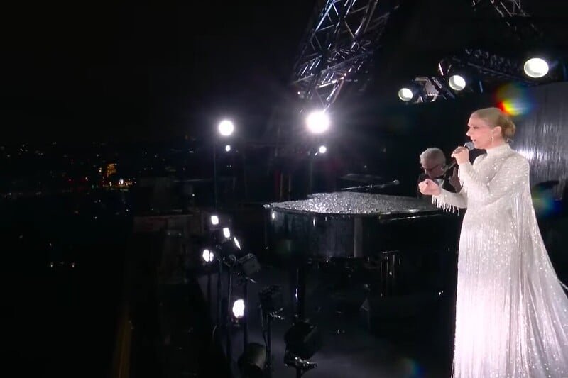 Celine Dion zatvorila ceremoniju otvaranja Olimpijskih igara trijumfalnim povratkom na scenu