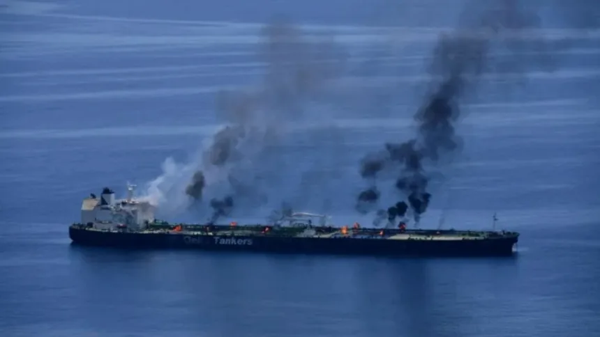 Husi objavili snimke ukrcavanja boraca na grčki tanker u Crvenom moru