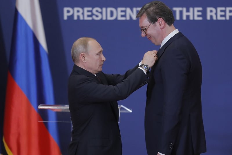 Smije li Vučić odbiti Putinov poziv: Skandal je neizbježan, morat će napraviti izbor koji je dugo izbjegavao