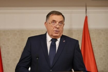 Dodik nakon suđenja: “U slučaju osuđujuće presude možete slobodno dati na maštu šta ćemo da uradimo”