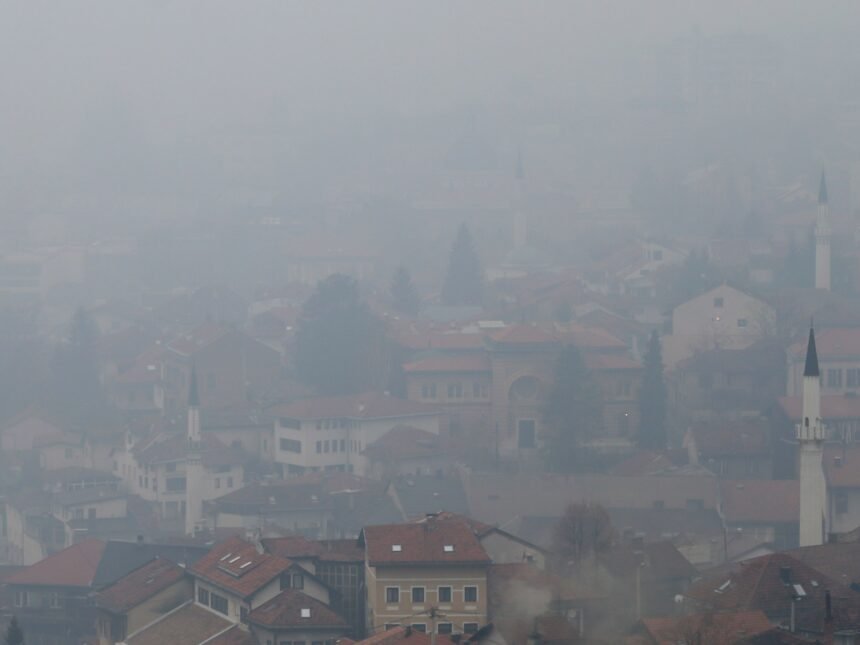 Zrak u Sarajevu najzagađeniji na svijetu među glavnim gradovima