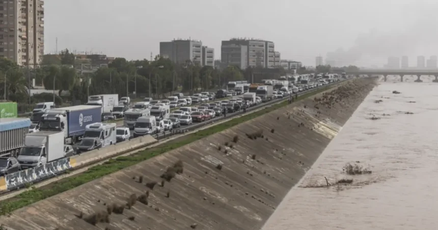 Nakon Španije još jednu zemlju pogodile poplave i klizišta. Jedan grad ostao potpuno odsječen