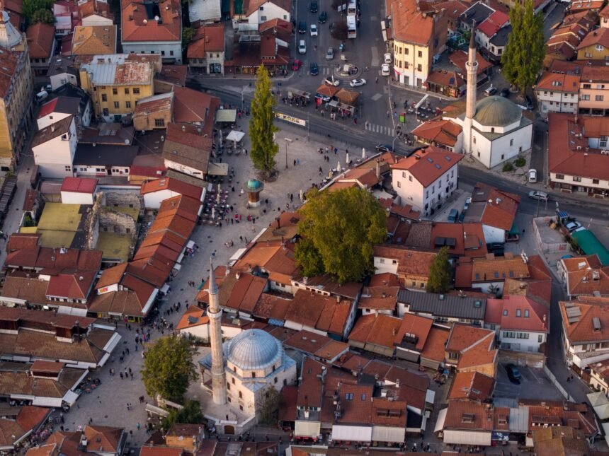 Strah od klizišta: Naređena evakuacija dijelova Starog Grada u Sarajevu