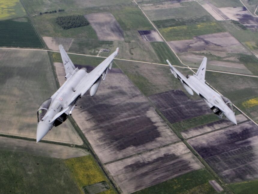 Dežurni borbeni dvojac: Eurofighteri i Gripeni od danas nadziru nebo Hrvatske