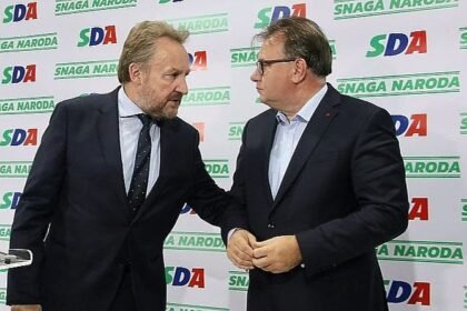 Novi, a opet tako poznati vjetrovi: Da li SDP i SDA spremaju nešto veće od lokalnih koalicija?