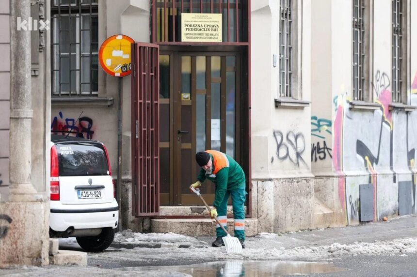 Oglasili se iz RAD-a i reagovali na kritike zbog poledice na ulicama Sarajeva