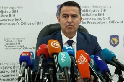 ZBOG SKANDALOZNOG PROPUSTA TUŽILAŠTVA BiH: Sud BiH odbio optužnicu za zločine u Vlasenici protiv Dragoljuba Jevtića