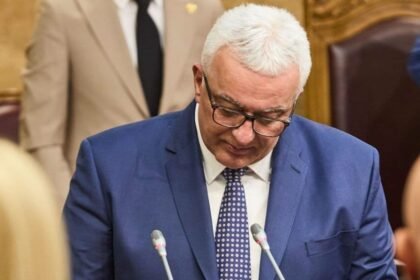 DPS O ČESTITKI ZA NEUSTAVNI DAN RS-a: ‘Od Mandića koji ne poštuje ni Crnu Goru, ne može se očekivati da poštuje BiH’