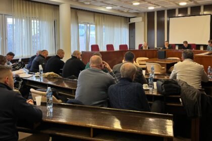 Martinović nazvao maline od maline kako bi doplatao razliku do 300 dinara