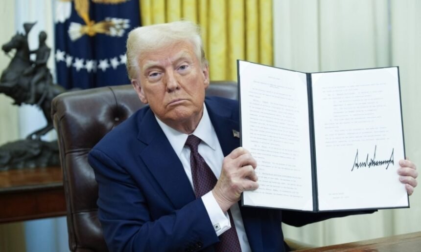 TEHNO PREGLED: Niz uredbi Donalda Trumpa bavi se tehnologijama; poništio pojedine politike iz Bidenove ere jer ih smatra preprekom…