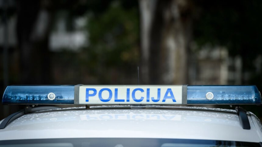 Policija uhvatila višestrukog prijestupnika: Vozač za kojim je raspisana potraga zaustavljen s 1,67 promila