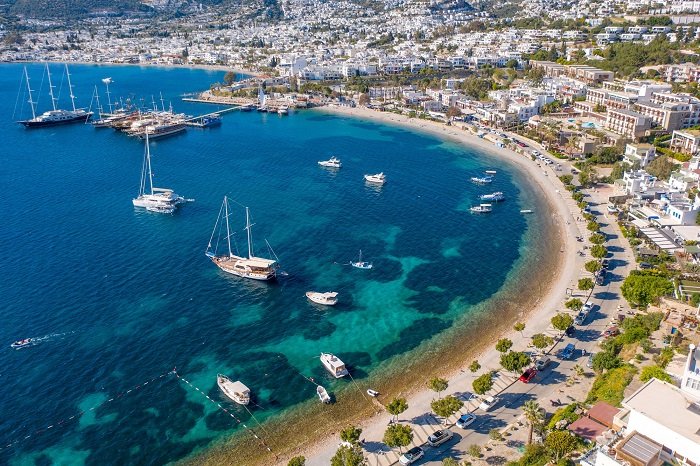 Turska postavila nove rekorde u turizmu: 62,2 miliona posjetilaca i 61,1 milijarda dolara prihoda u 2024. godini