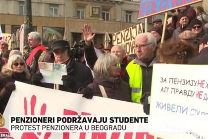 Penzioneri protestom u Beogradu podržali studente
