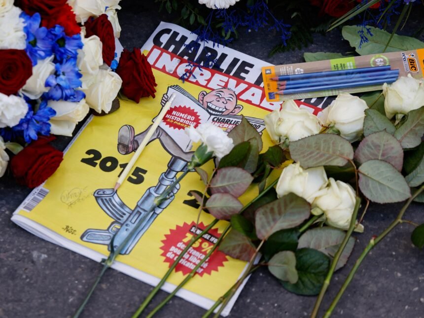 Pariz ocjenjuje deset godina od Charlie Hebda, napada židovskih supermarketa