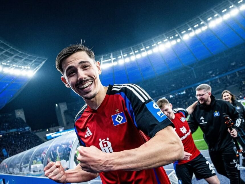 HSV golom u 94. minuti osvojio tri boda i preuzeo prvo mjesto