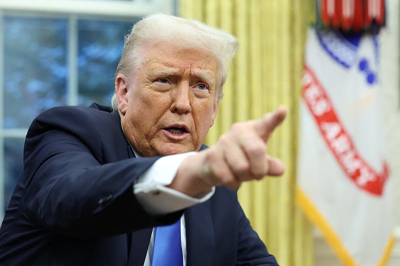 Trump nakon objave “rata” papirnatim slamkama najavio i nove obračune: Na red dolaze sijalice i WC šolje