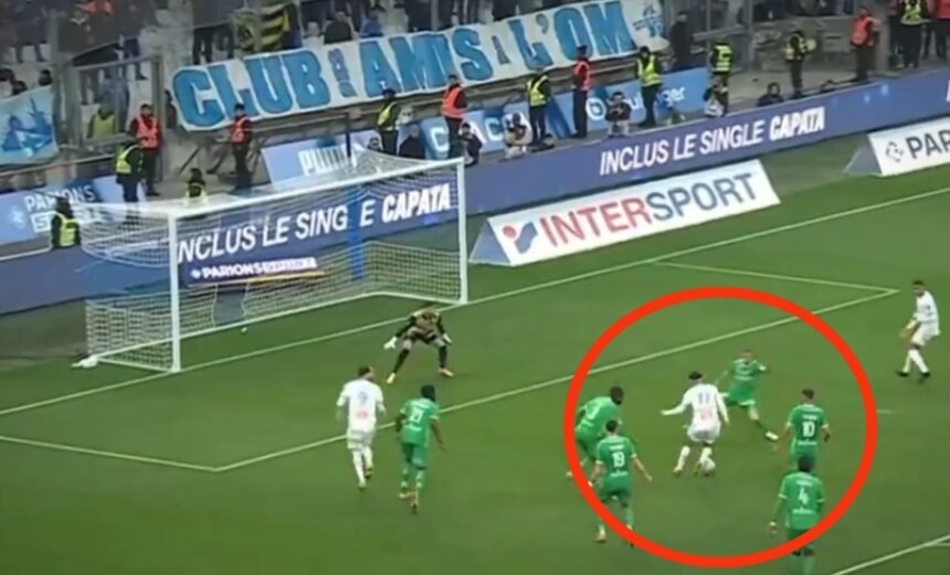 Dedić sjajnim potezima i driblinzima dizao publiku na noge u Marseilleu