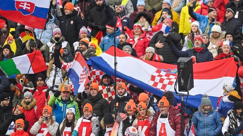 Zrinka zaludjela navijače kao nekad Janica! Majka Martina: Prepoznali su stara vremena…