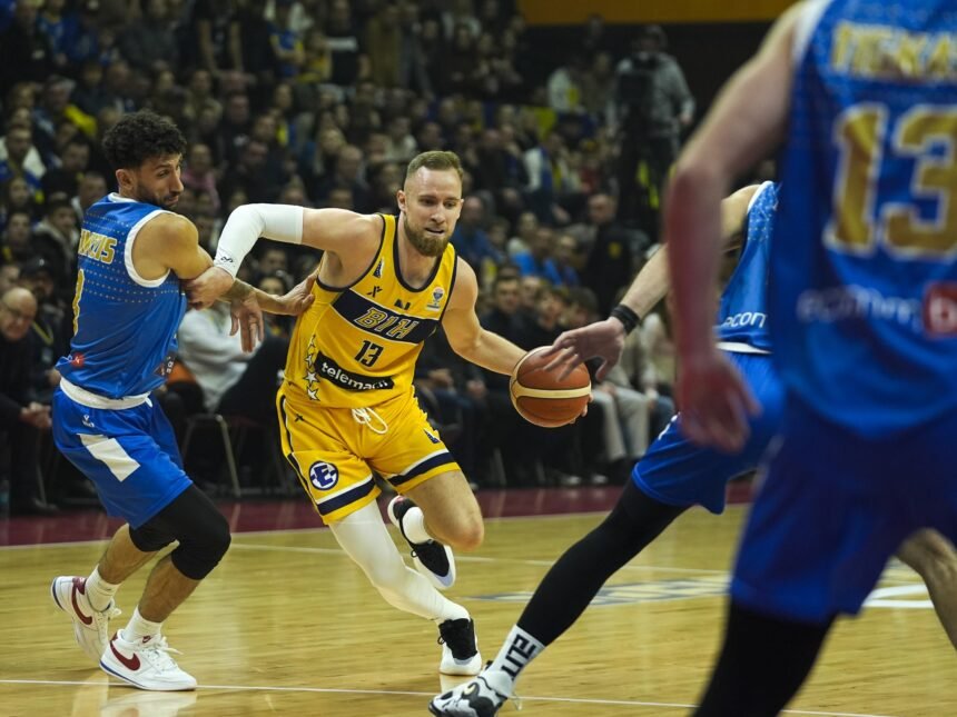 Košarkaši BiH iskoristili poraz Hrvatske i ostvarili plasman na Eurobasket