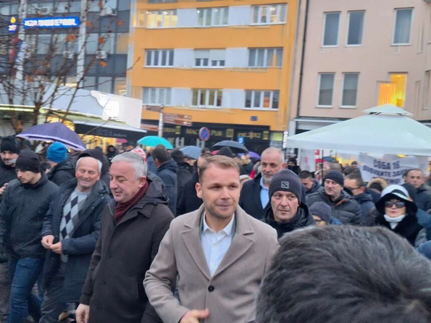 Opozicija u RS-u optužuje Dodika zbog rječnika na mitingu