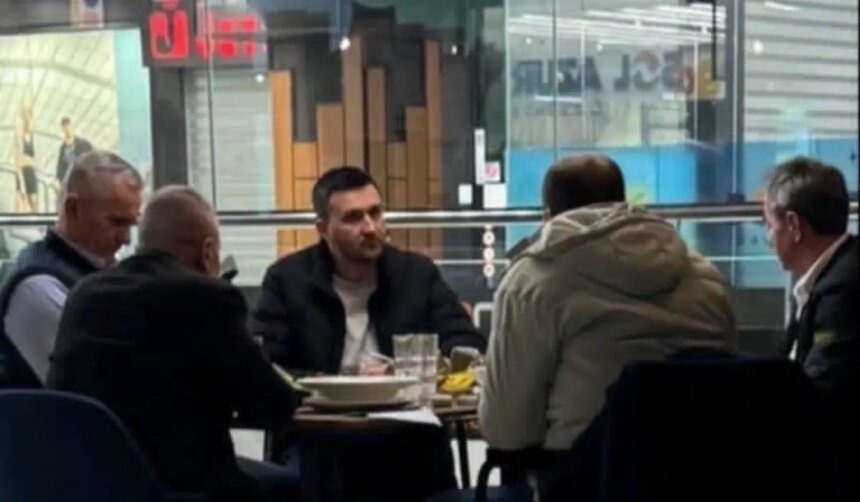 POLITIČKI NOĆNI ŽIVOT U ŽIVINICAMA: Vikend dešavanja u režiji Hodže i Mandže
