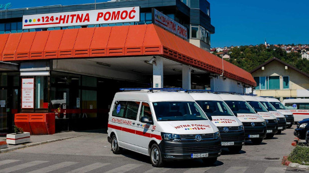 Dijete je teško povrijeđeno kada je palo kroz školski prozor u BiH