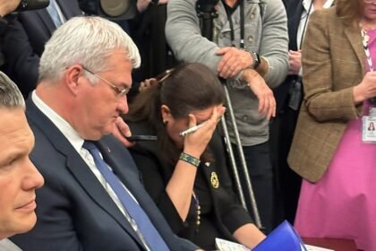 Fotografija CNN-ove novinarke pokazuje koliko je za Ukrajince bio mučan sastanak u Bijeloj kući