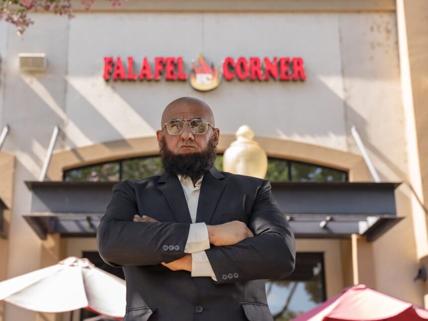Sajad Shakoor donosi nadu i halal obroke u Kalifornijski zatvorenici