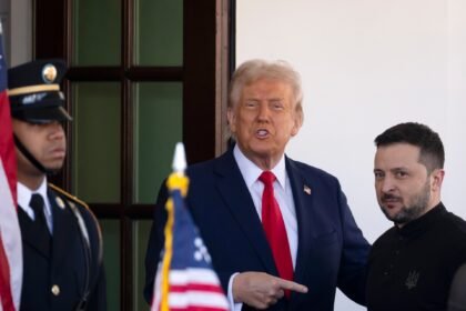 Trump pauzira vojnu pomoć Ukrajini nakon povajanja sa Zelenskyyjem