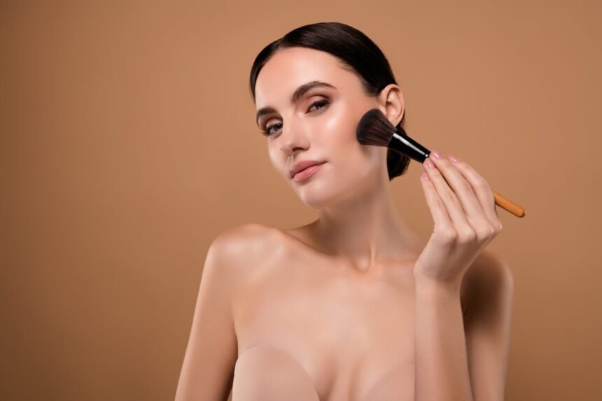 Kako postići nude makeup look? Otkrivamo tajne šminkera za savršen izgled