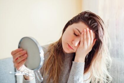 Zašto je naša kosa brza masti: 8 podmuklih razloga