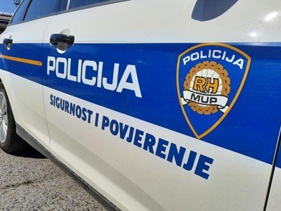 Slavonac četiri puta u tri godine vozio bez vozačke, pijan “ko majka” ostao bez vozila i 5.300 eura