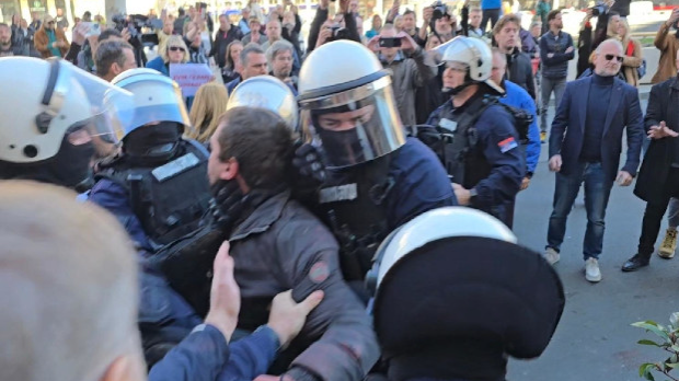 VJT: Objavljena su tri aktivista, jedan priznati krivicu, a kad je predložen pritvor