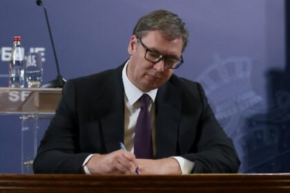 Predsjednik Vučić potpisao je uredbu o deklaraciji o izmjenama i dopunama Zakona o visokom obrazovanju