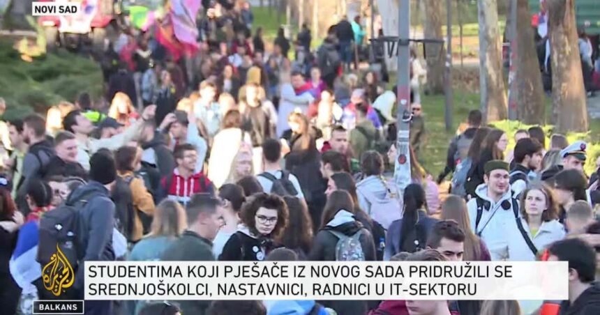 Hiljade Novosađana marširaju ka Beogradu