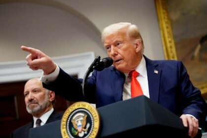 “To je vrlo moćno oružje”: Trump najavio carine susjedima, oni mu odgovorili