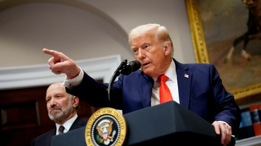 “To je vrlo moćno oružje”: Trump najavio carine susjedima, oni mu odgovorili