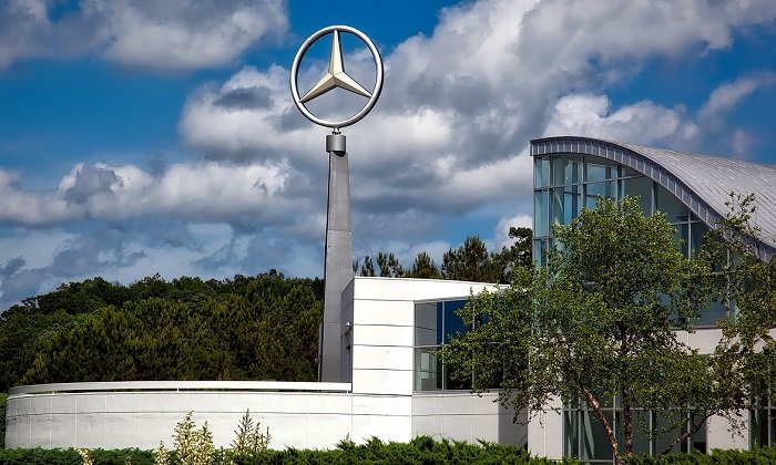 Mercedes ne brine zbog sankcija