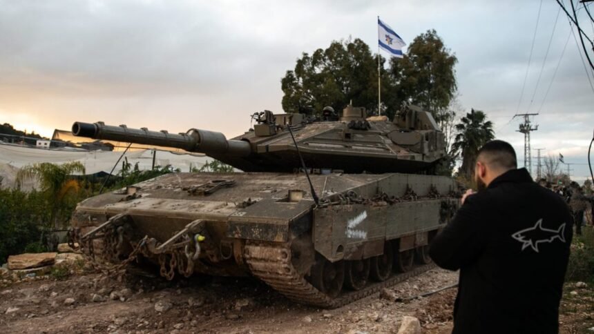 Kako izraelski tenkovi valjaju u Jenin, Palestinci se pripremaju za dugotrajne invazije