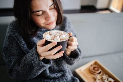 5 umirujuće napitke koje će vam pomoći da preživite dan pun stresa