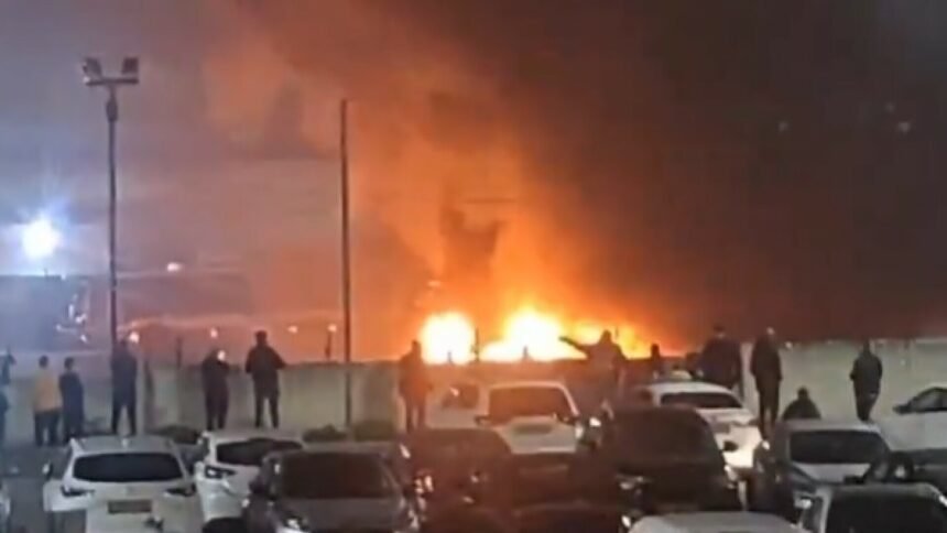 VIDEO Gorjela tri autobusa u Tel Avivu, sumnja se na teroristički napad: Bombe planirali aktivirati tijekom jutarnje gužve?