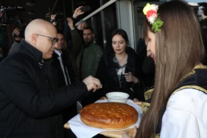 Vučević: Srbija je sa RS bez obzira na presudu Dodika