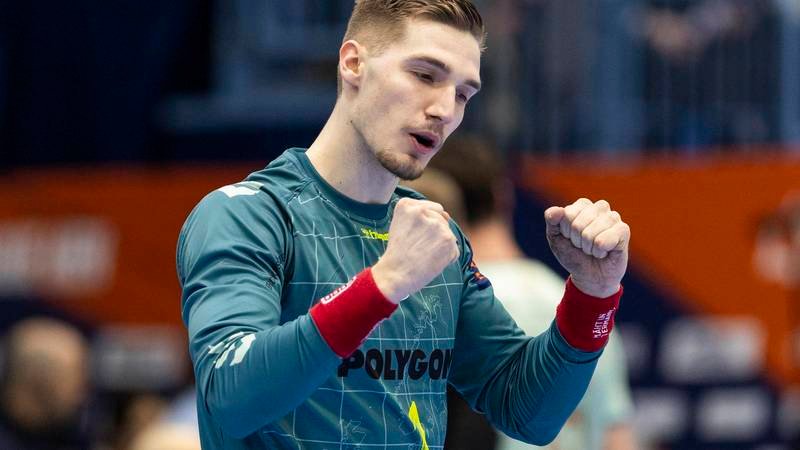 Čudesni Kuzmanović ušao u igru i obranio pet udaraca zaredom! Slomio Maraša i mađarski klub