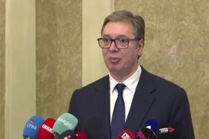 Vučić: Moj stav se nije promenio u smislu tranzicijske vlade, niti će ga ulicanjati